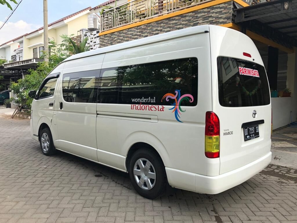 harga rental mobil Makassar